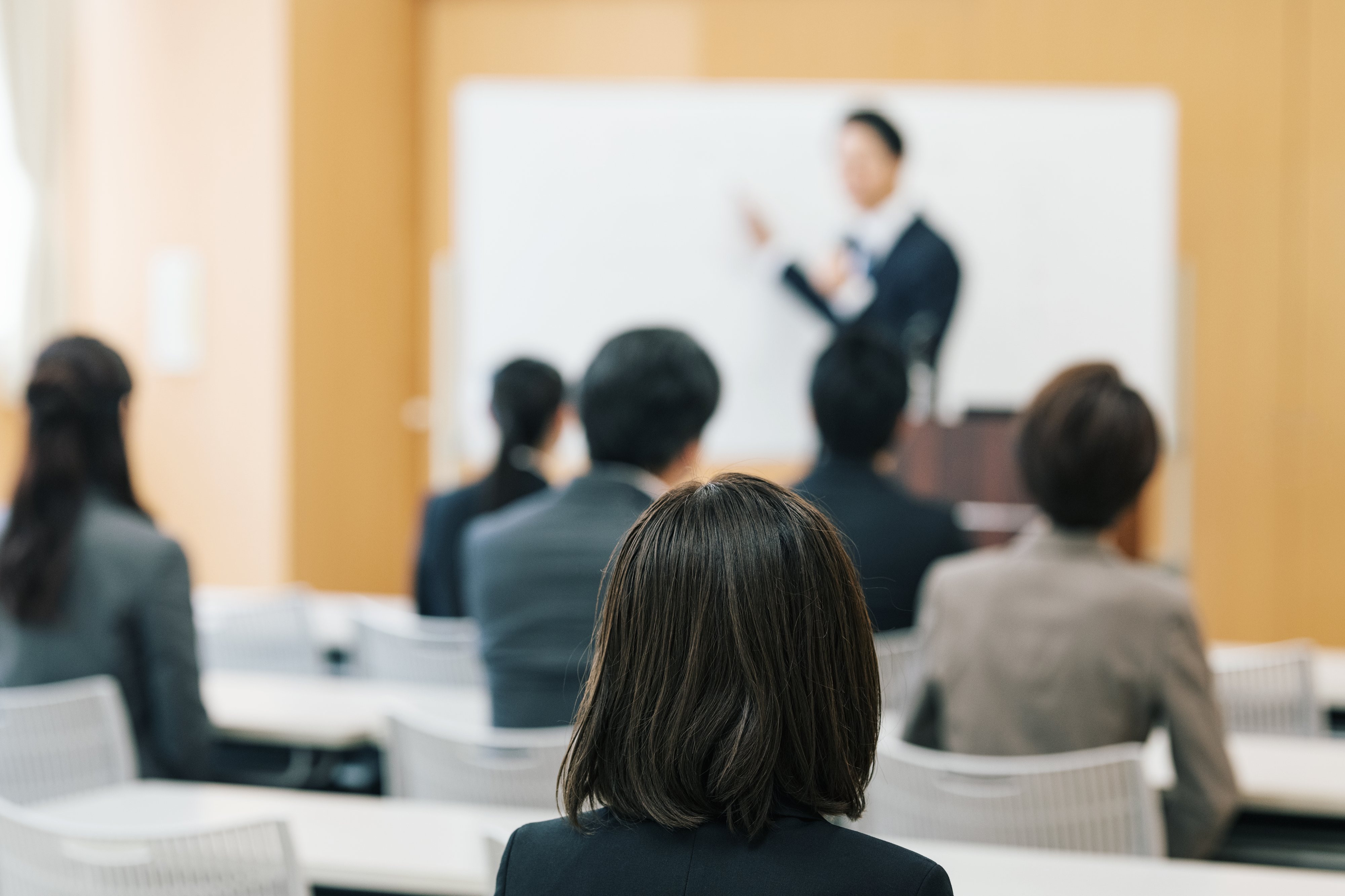02_社員啓発教育.jpg
